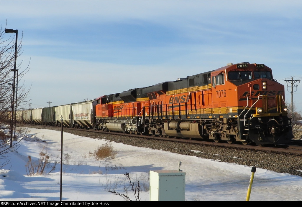 BNSF 7076 East